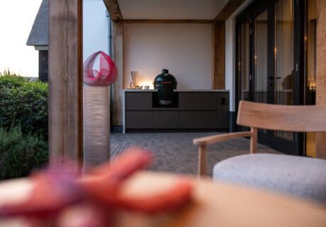 Luxueuze buitenkeuken met Big Green Egg in Herentals